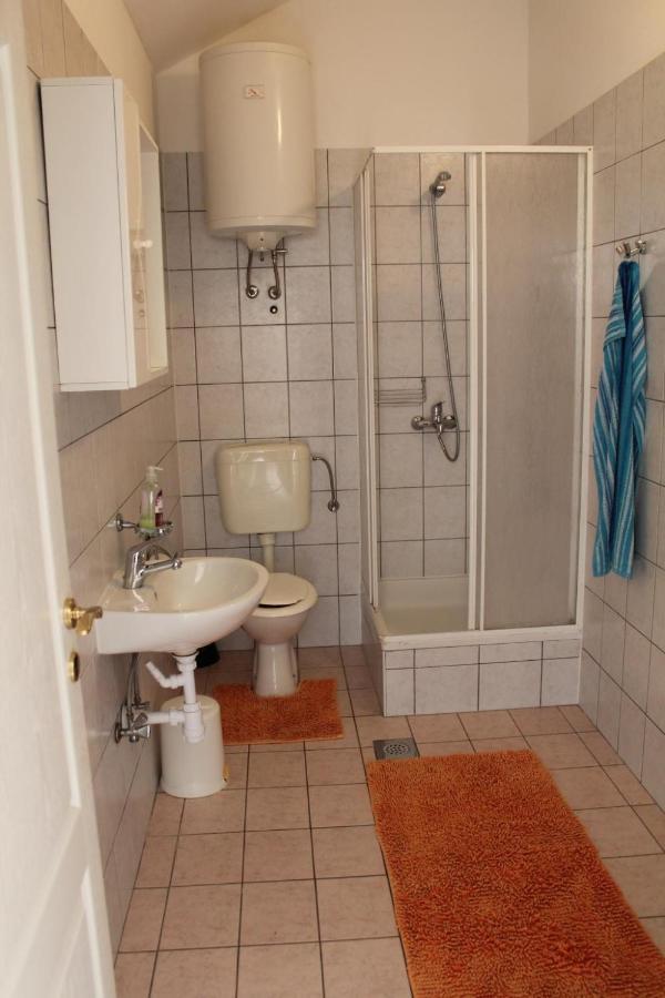 Apartma Lozica